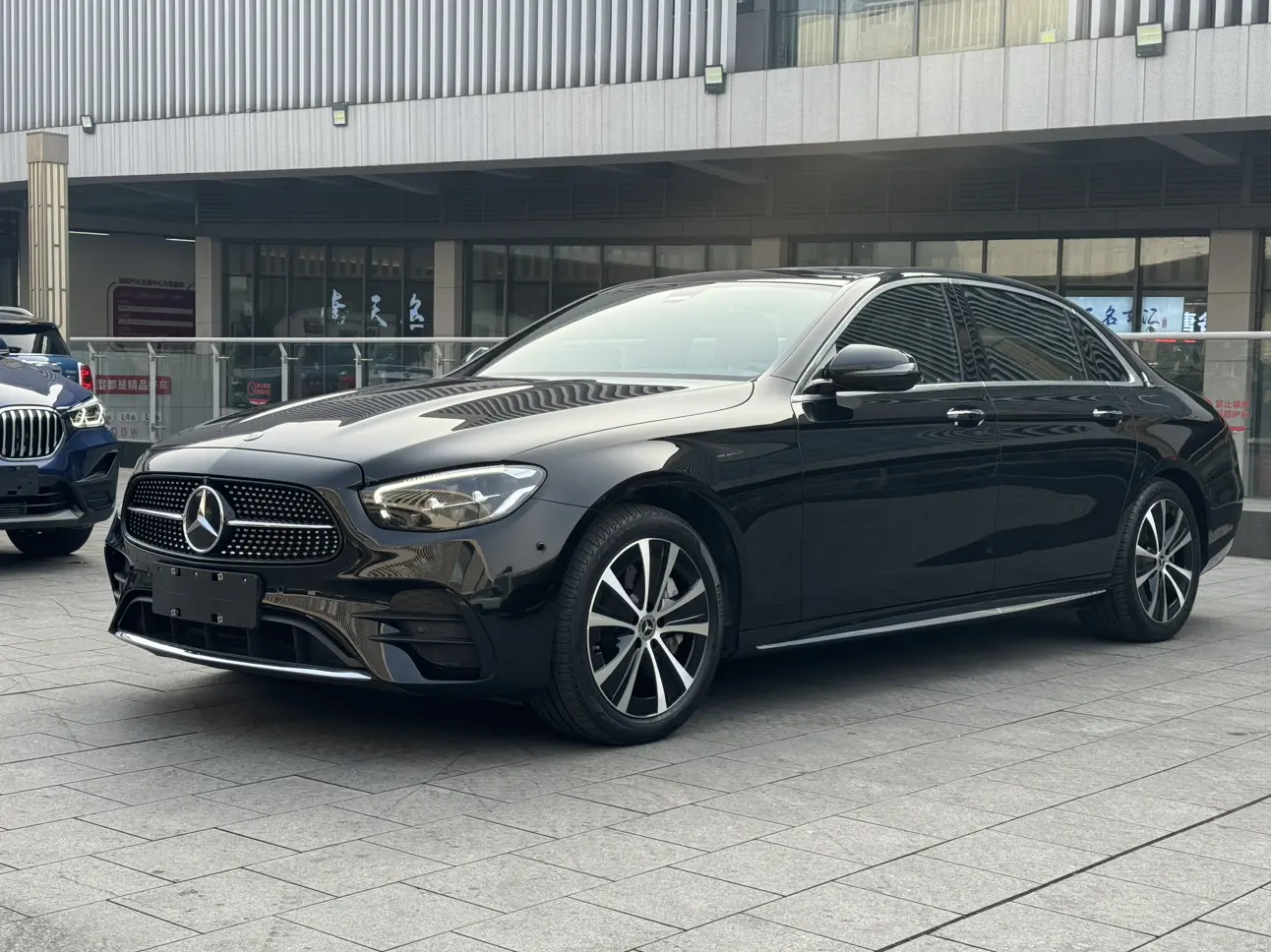 Mercedes-Benz E-Class PHEV  из Китая