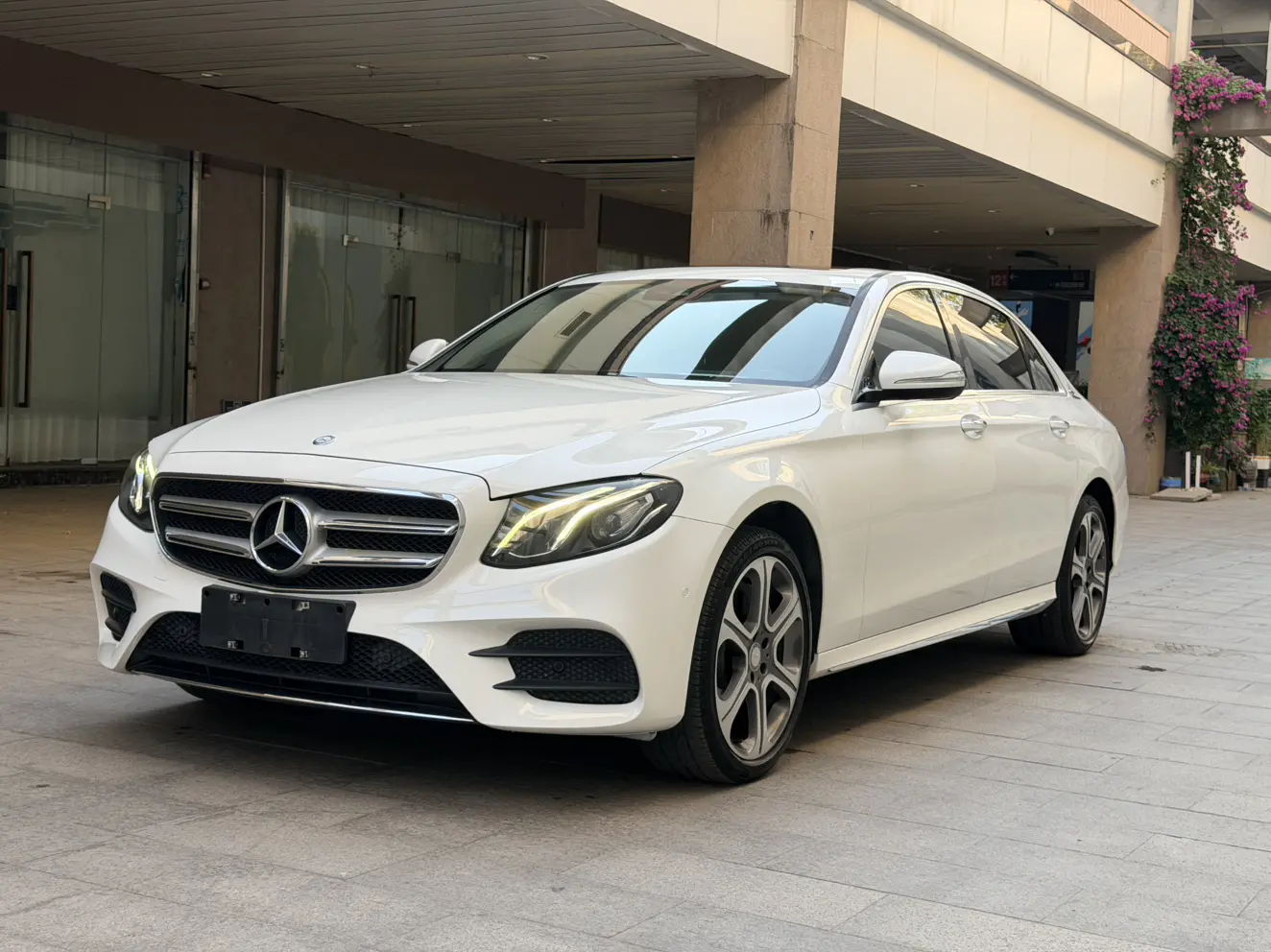 Mercedes-Benz E-Class  из Китая