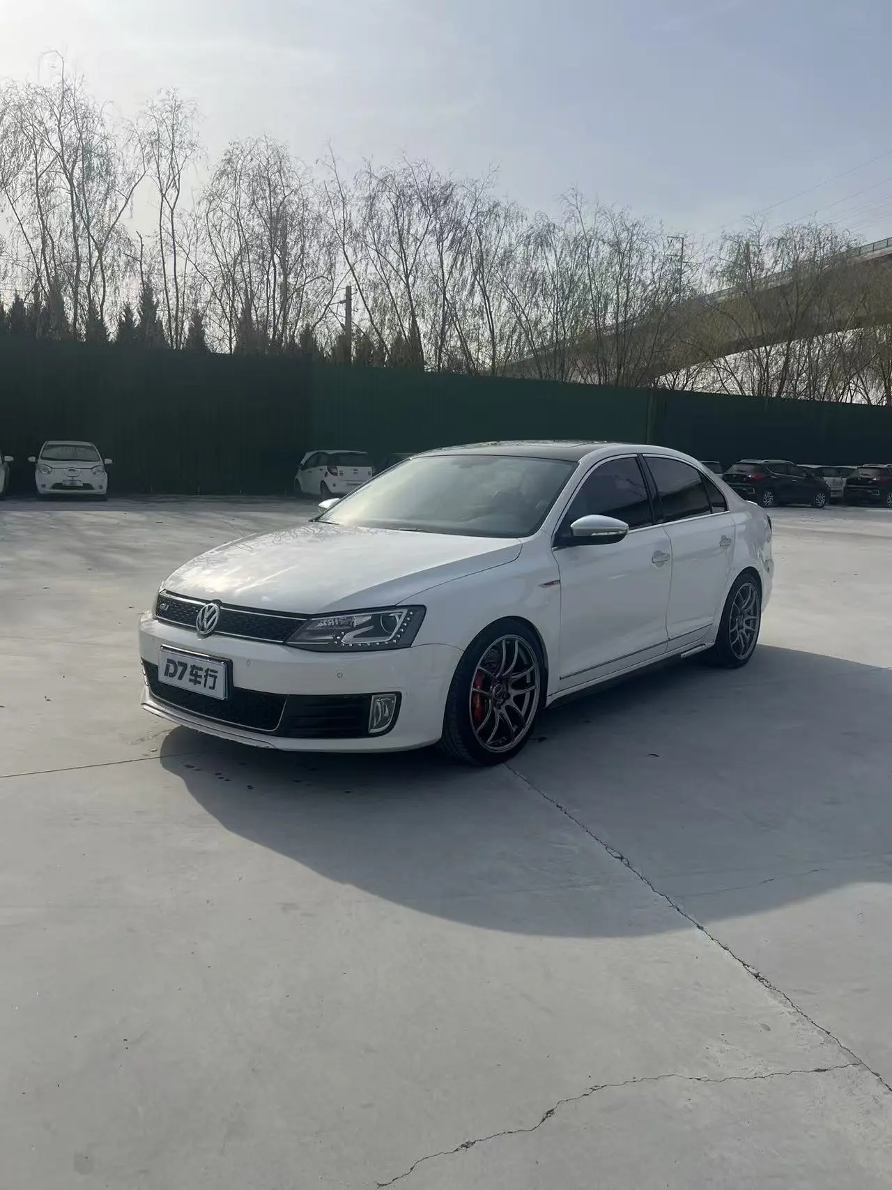 Volkswagen Sagitar  из Китая