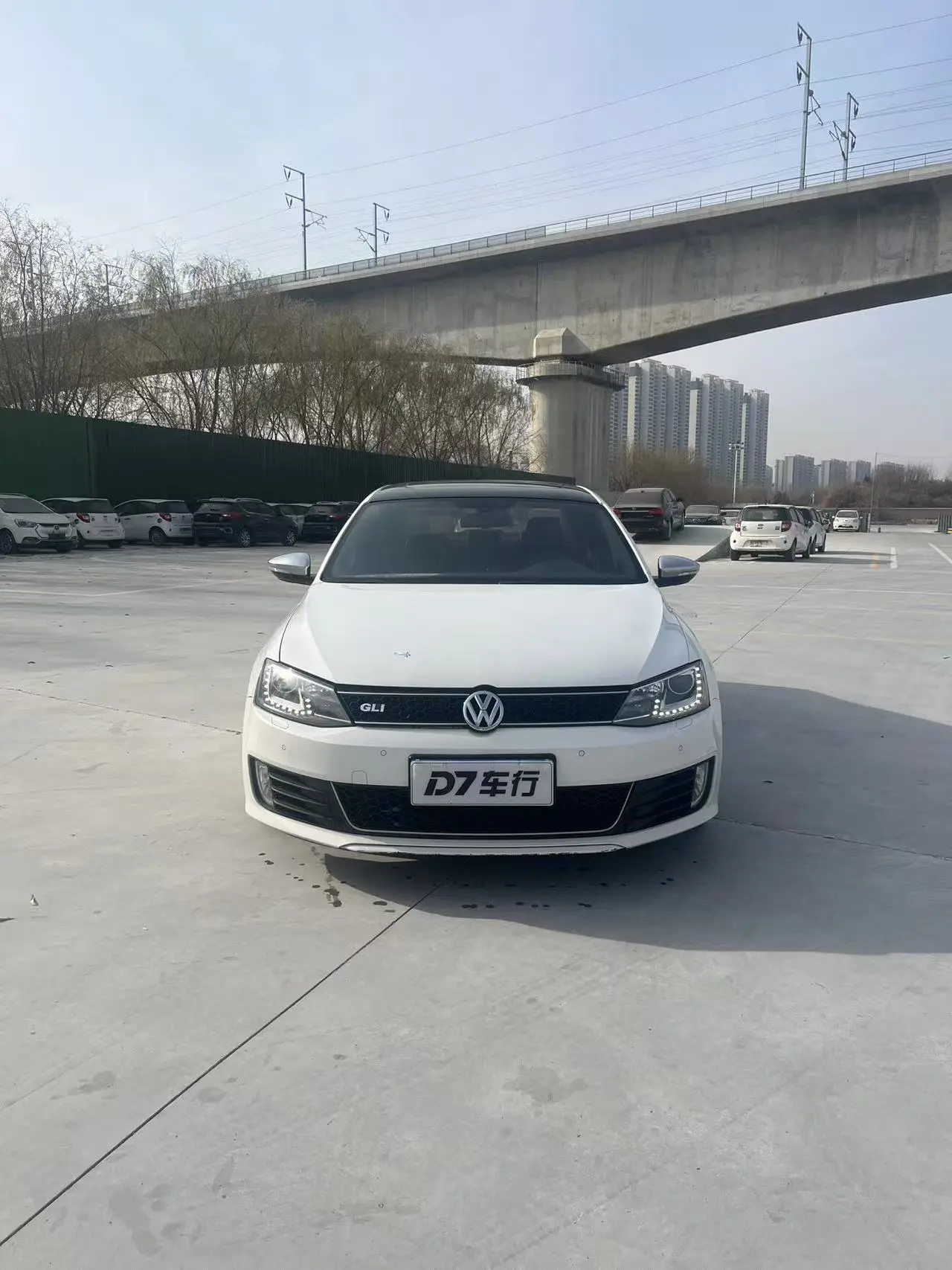 Volkswagen Sagitar  из Китая