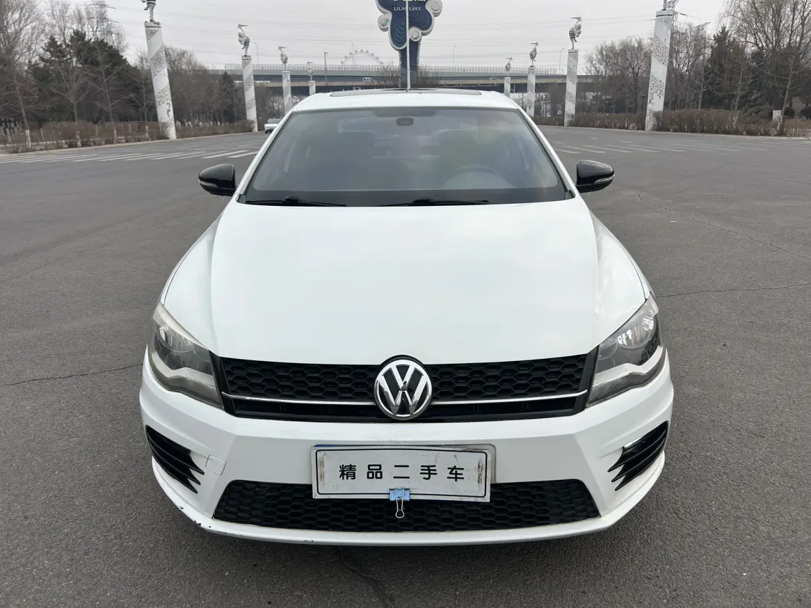 Volkswagen Bora  из Китая