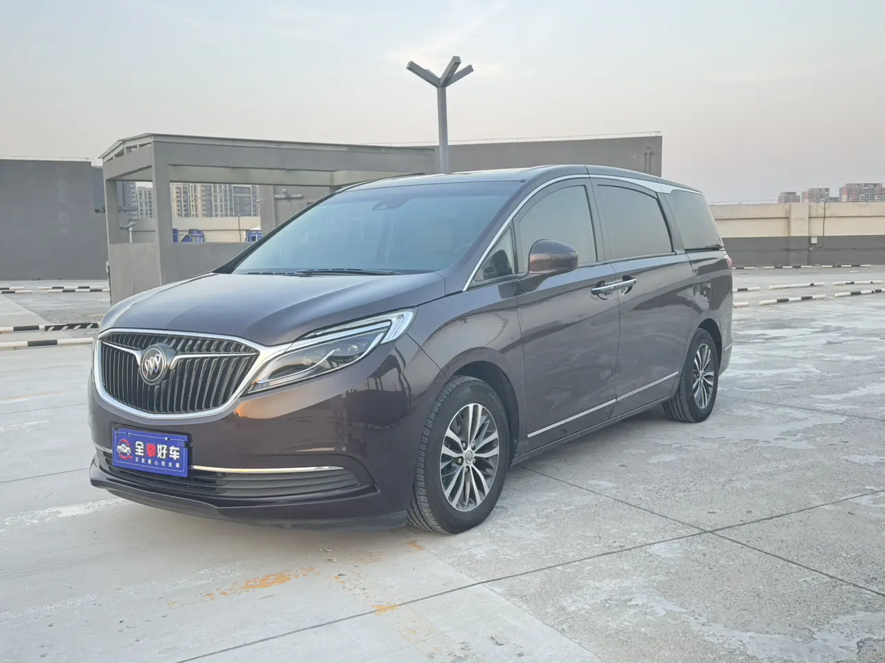 Buick GL8  из Китая