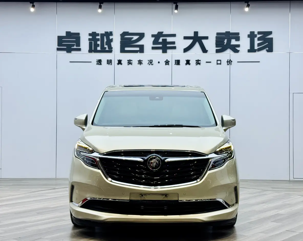 Buick GL8  из Китая