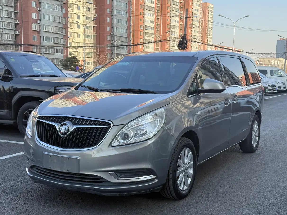 Buick GL8  из Китая