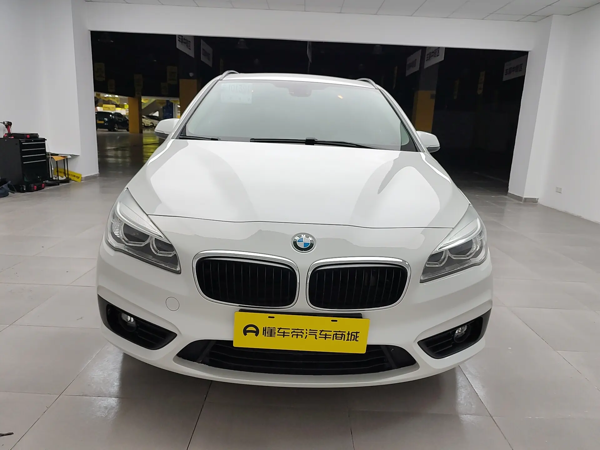 BMW 2 series station wagon  из Китая