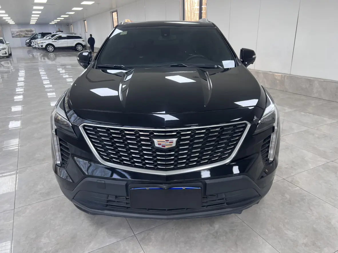 Cadillac XT4  из Китая