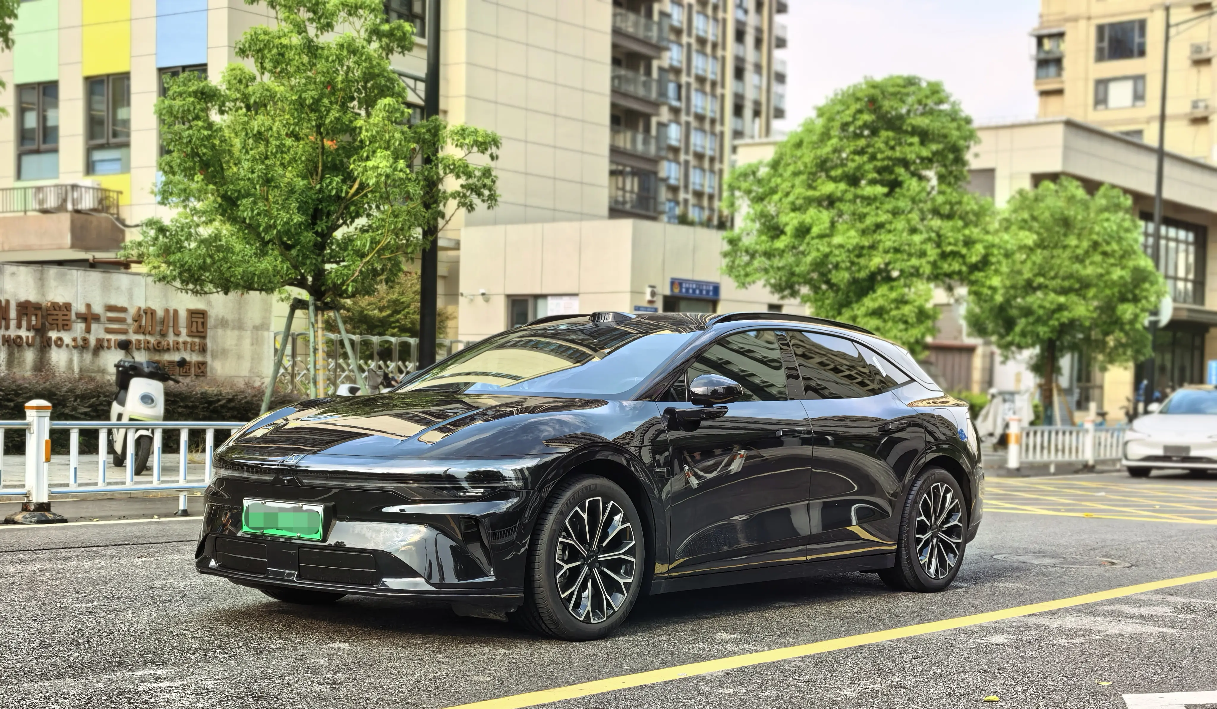 ZEEKR 007GT  из Китая