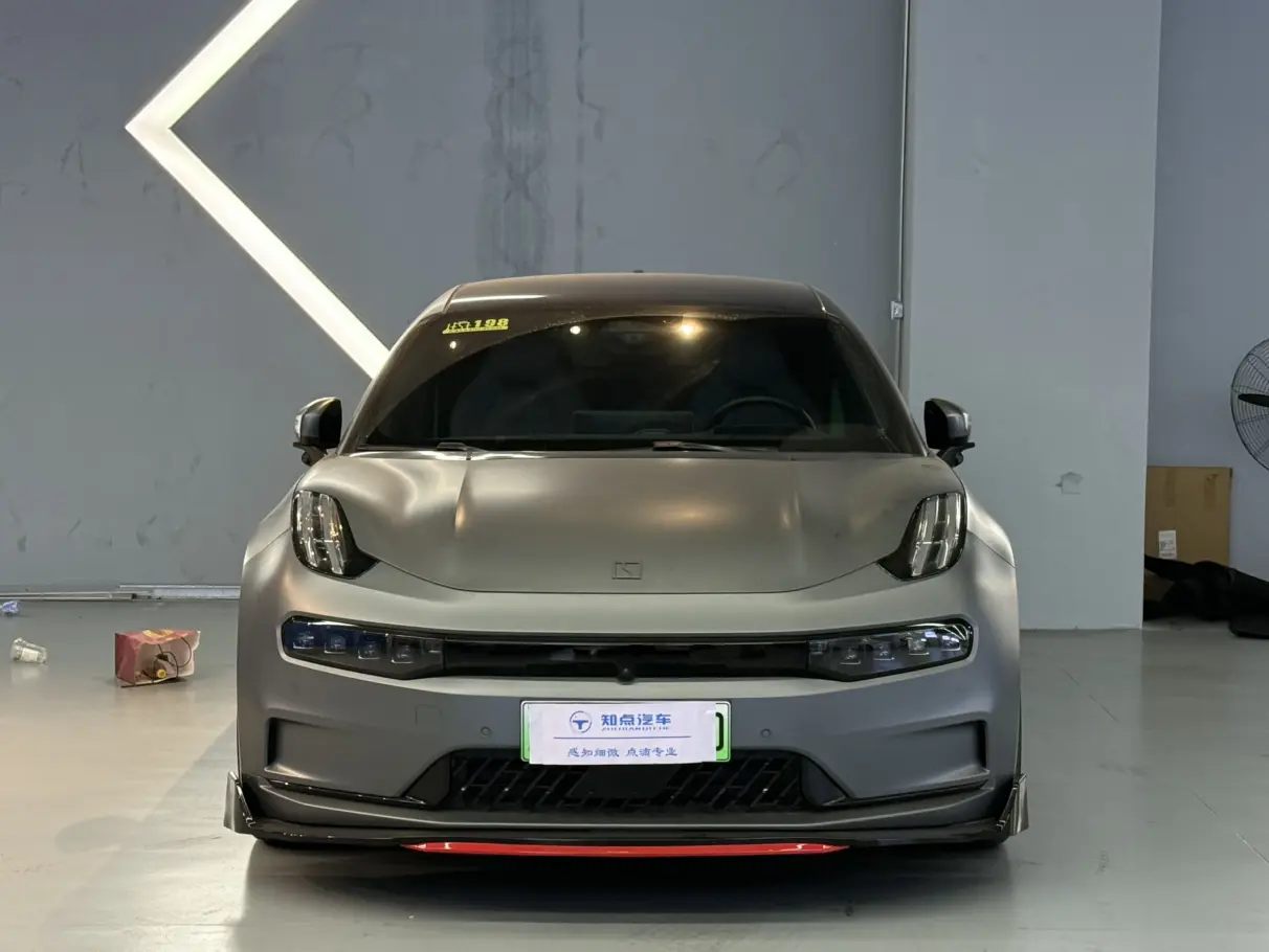 ZEEKR 001  из Китая