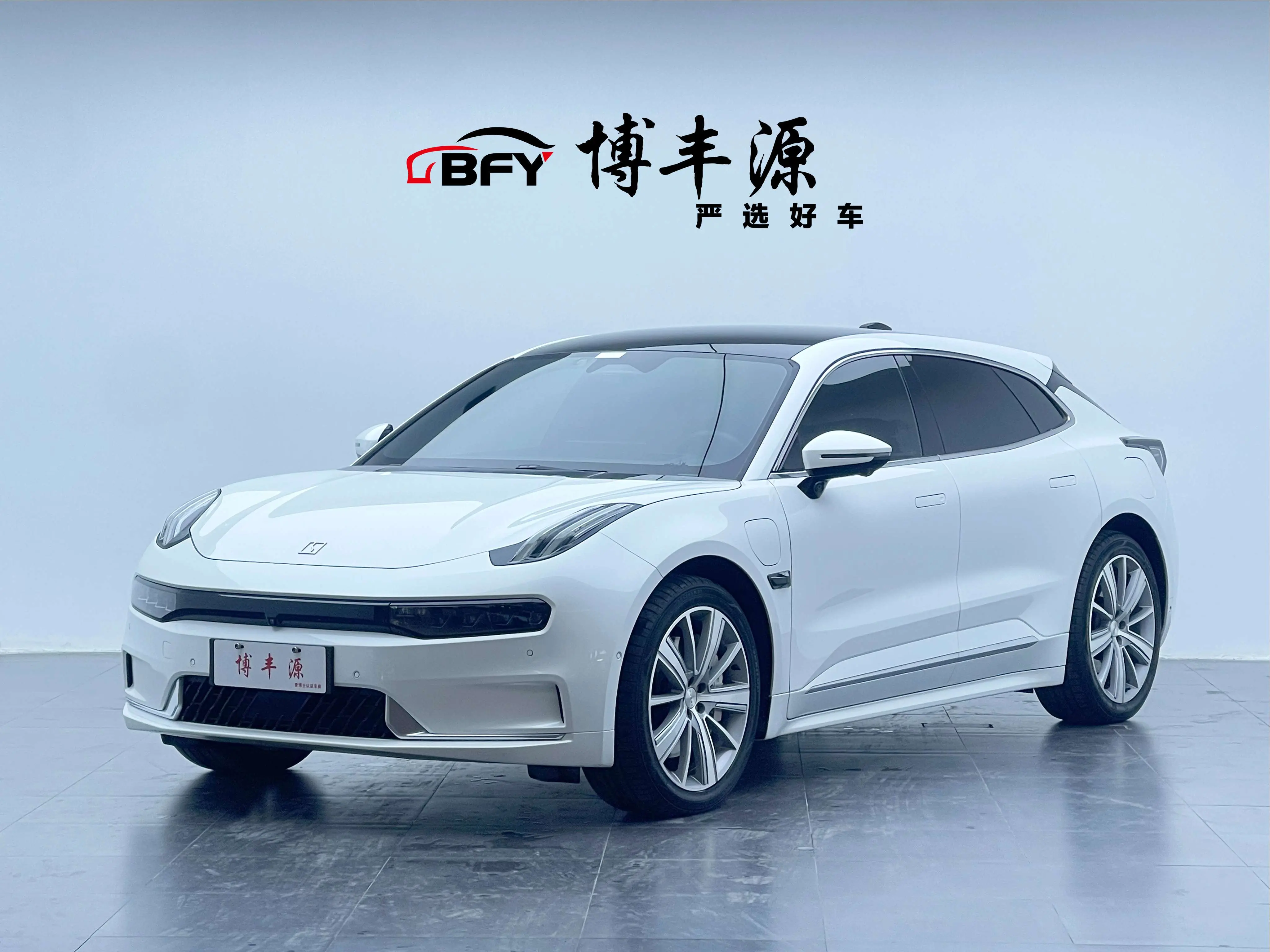 ZEEKR 001  из Китая