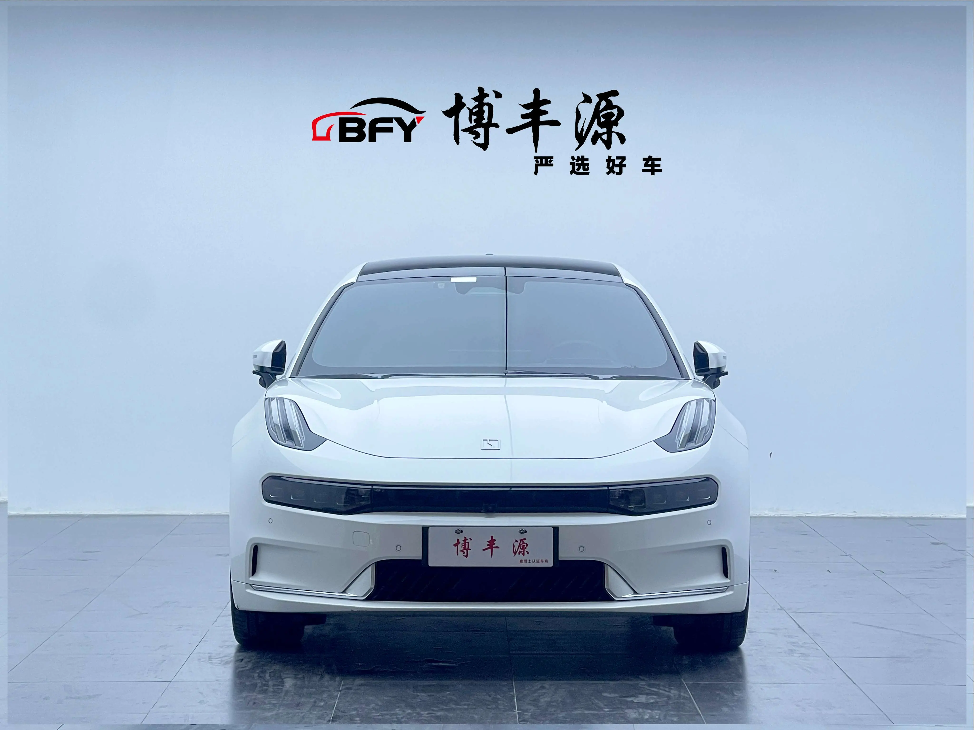 ZEEKR 001  из Китая