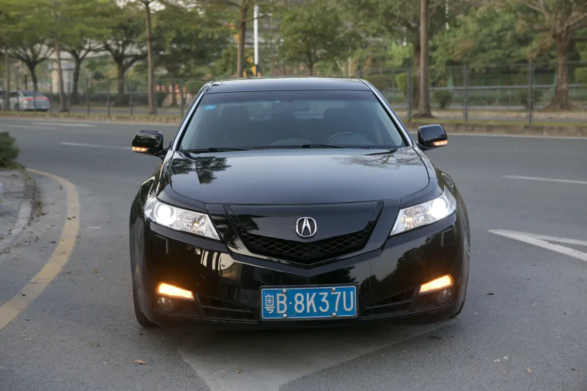 Acura TL  из Китая