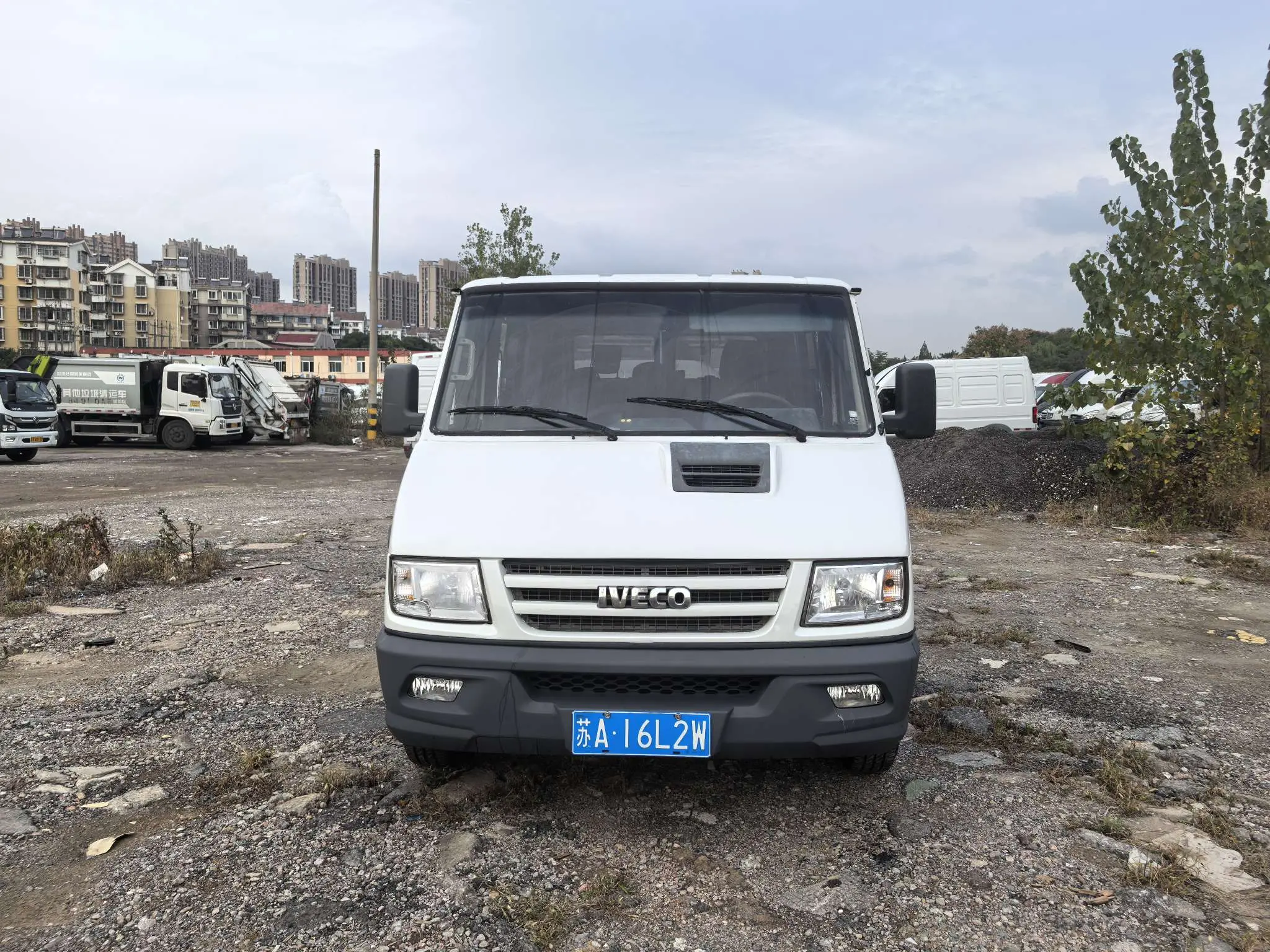 Iveco proud  из Китая