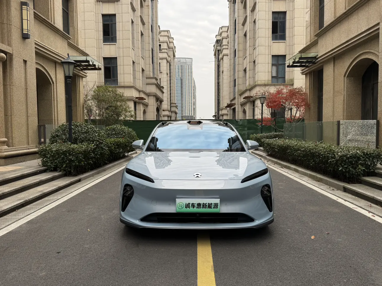 NIO ET5  из Китая