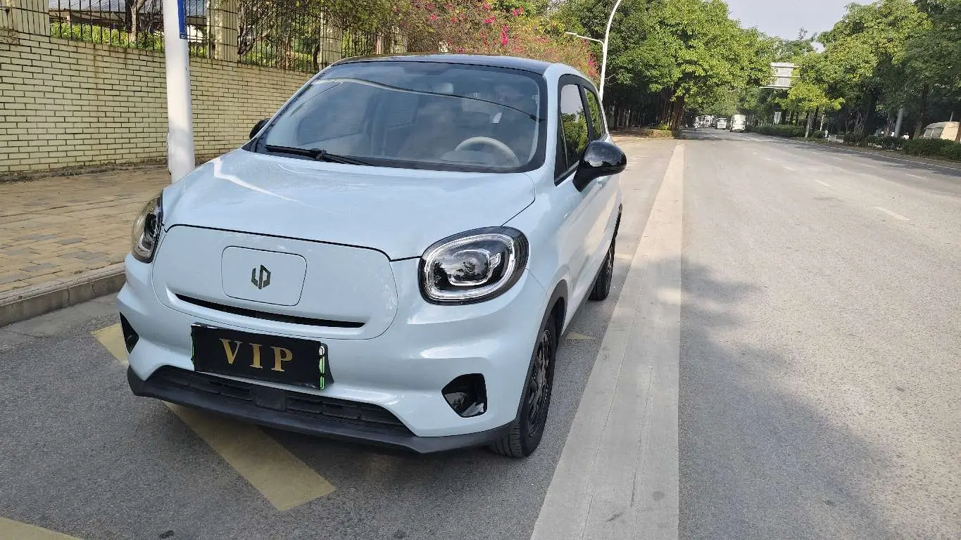 Leapmotor Zero running T03  из Китая