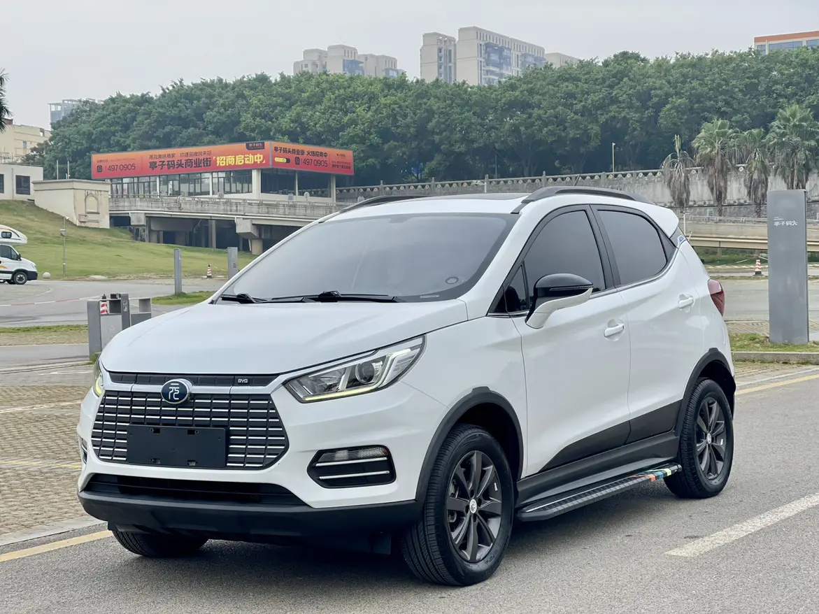 BYD Yuan EV  из Китая