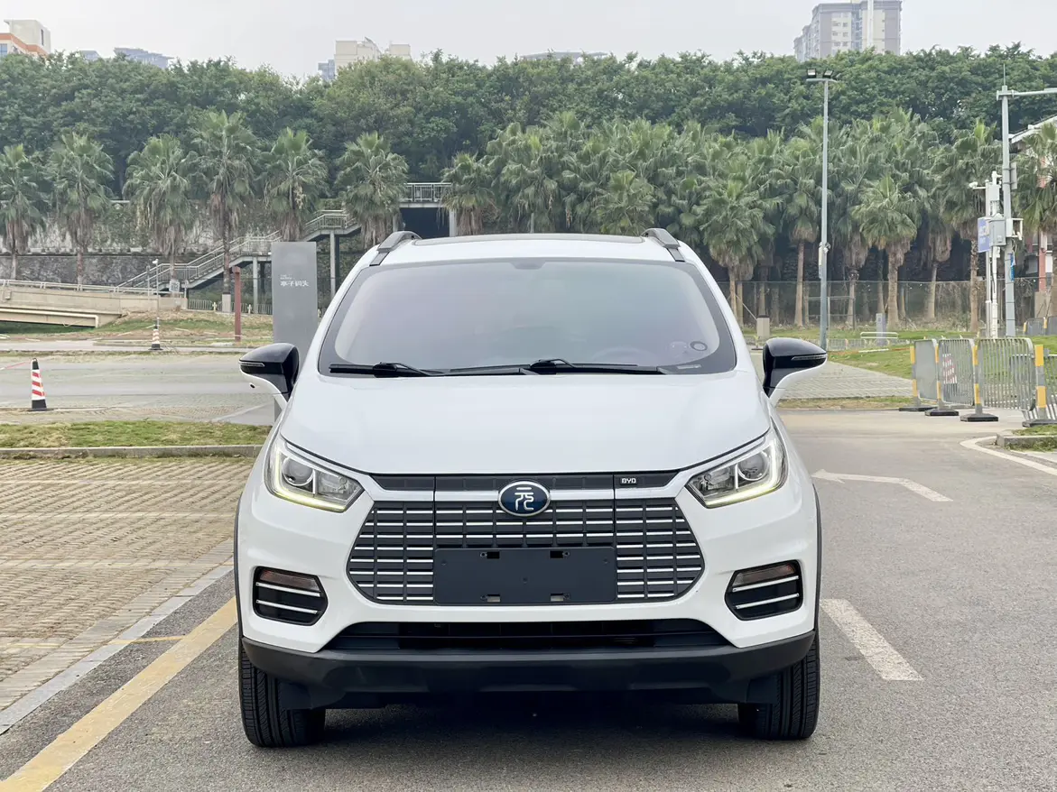 BYD Yuan EV  из Китая