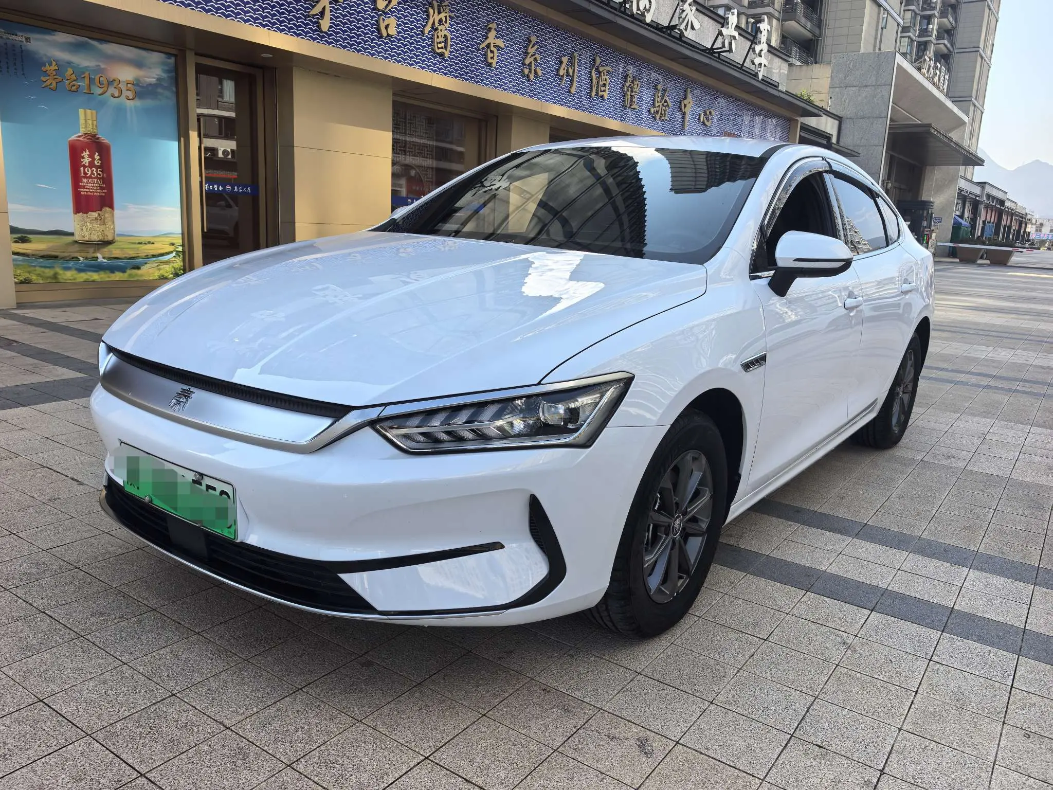 BYD Qin PLUS EV  из Китая