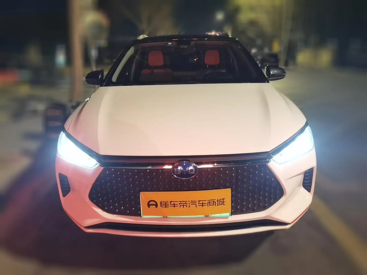 BYD e2  из Китая