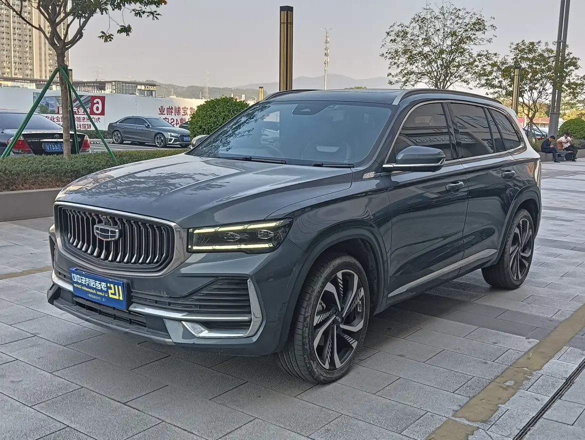 Geely Monjaro (Xingyue L)  из Китая