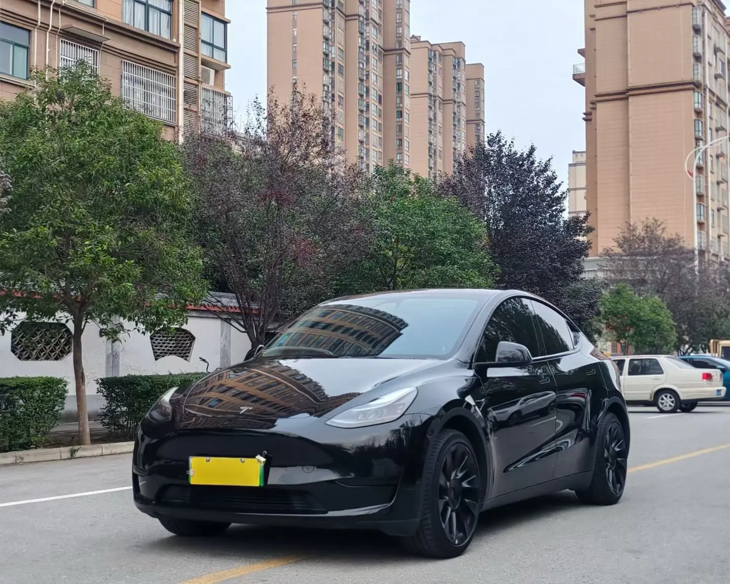 Tesla Model Y  из Китая
