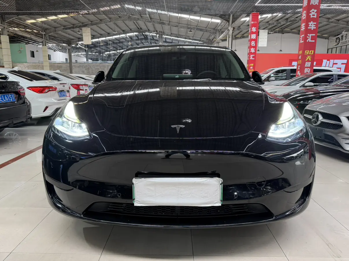 Tesla Model Y  из Китая
