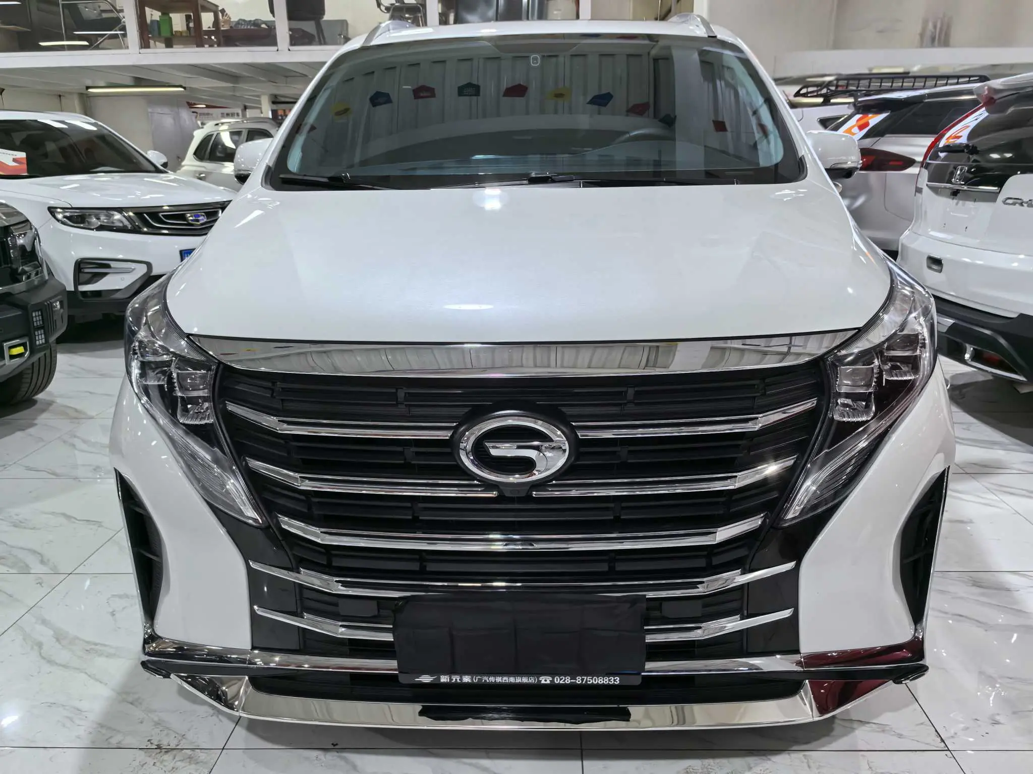 GAC Trumpchi M8  из Китая