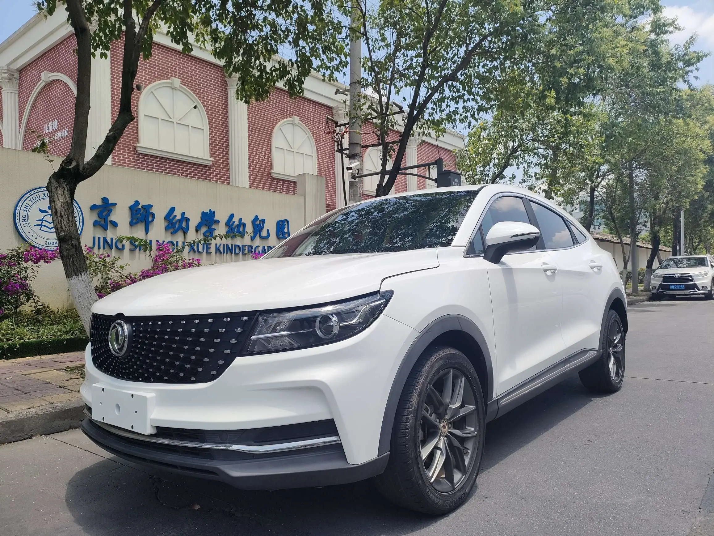 Dongfeng Scenery ix5  из Китая