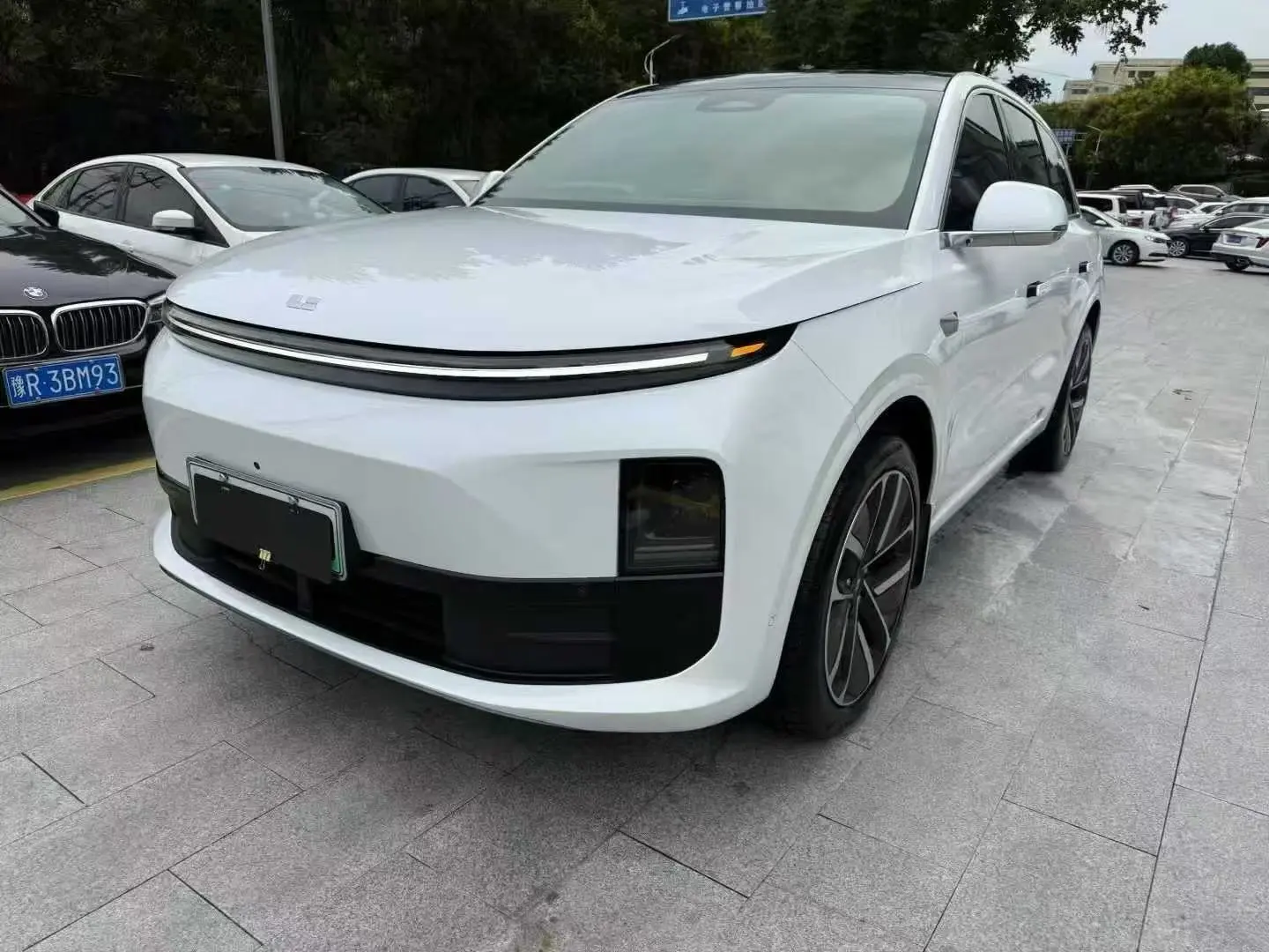 Li L6 (Ideal L6)  из Китая