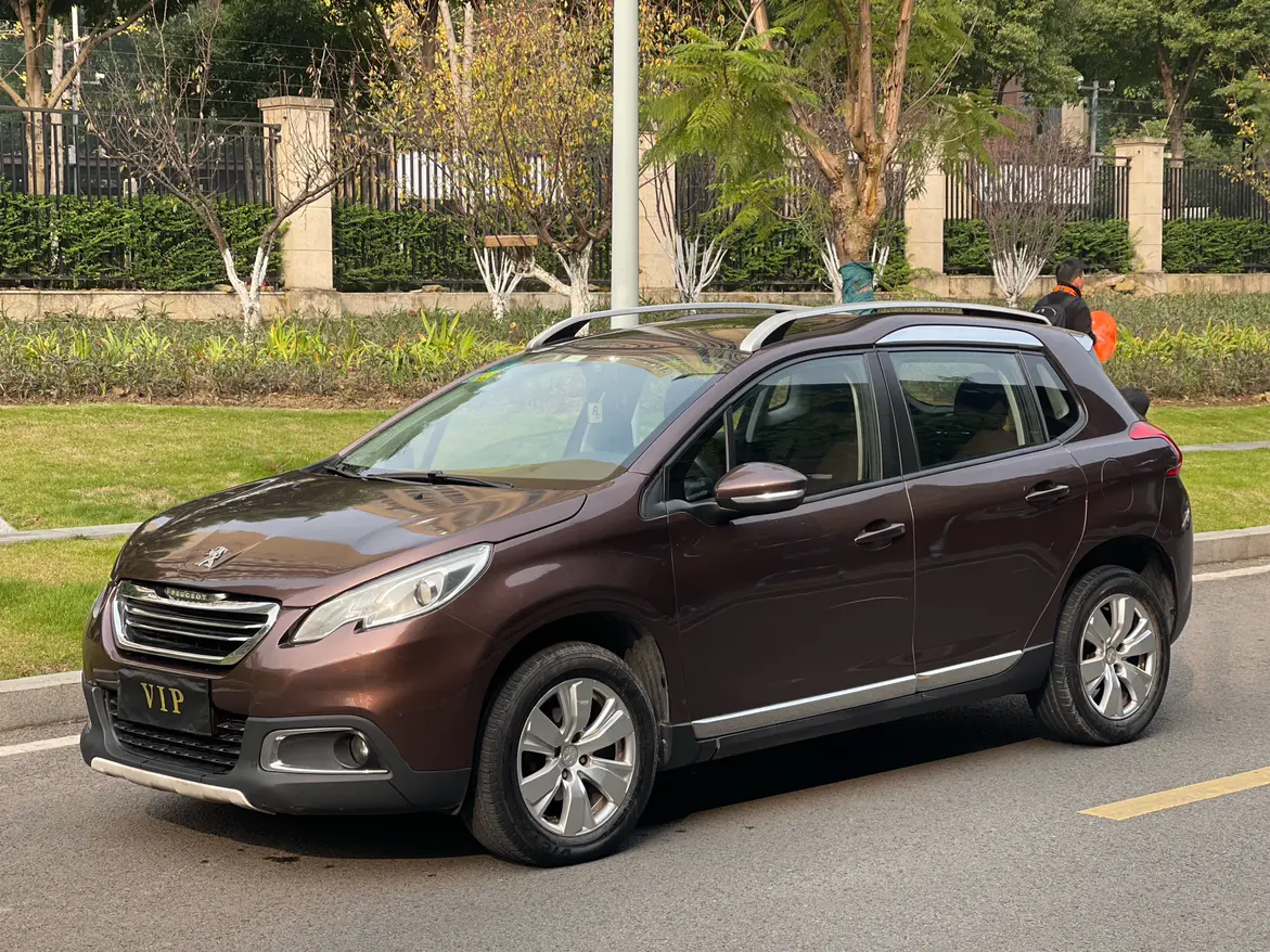 Peugeot 2008  из Китая
