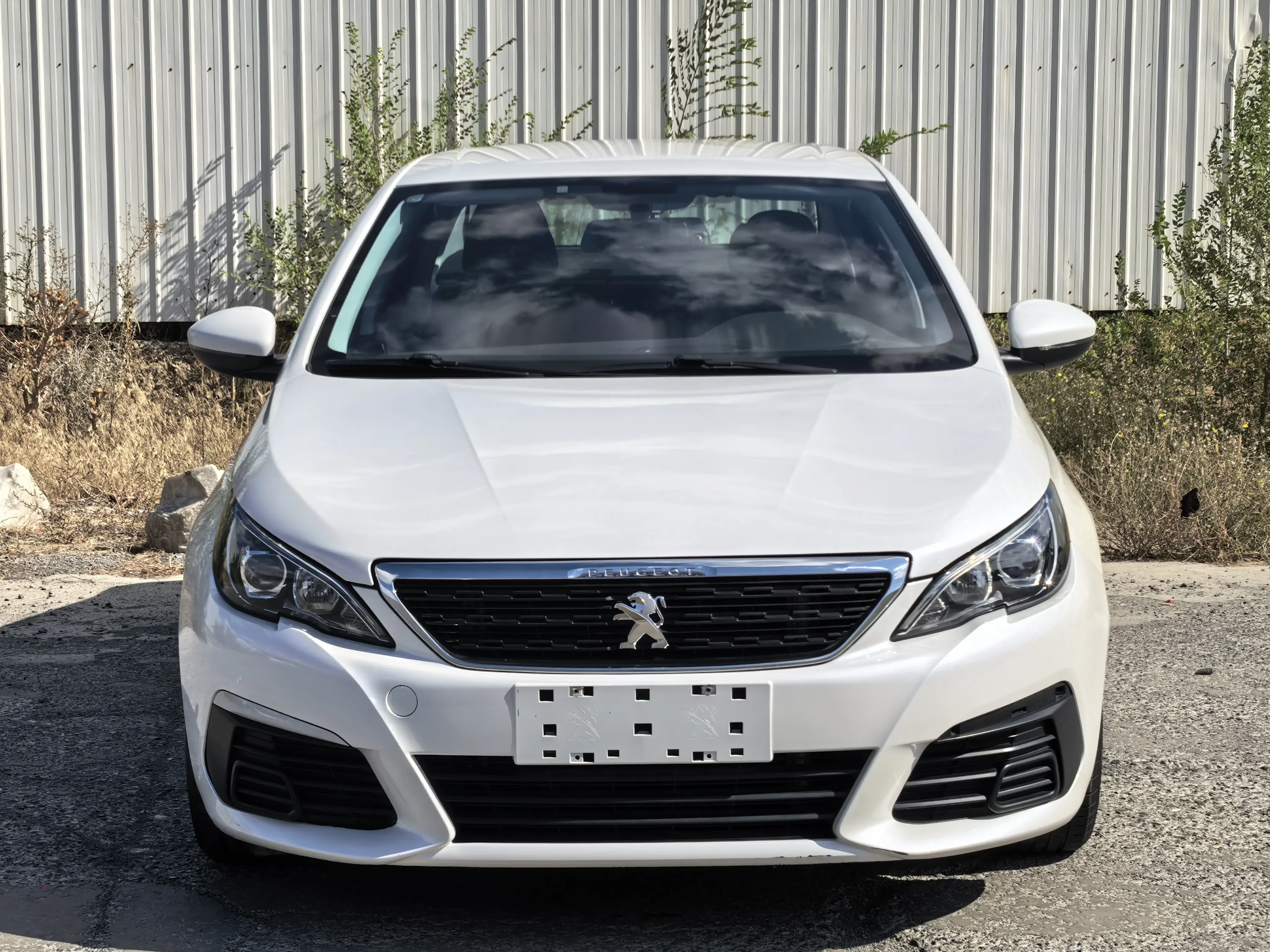 Peugeot 308  из Китая