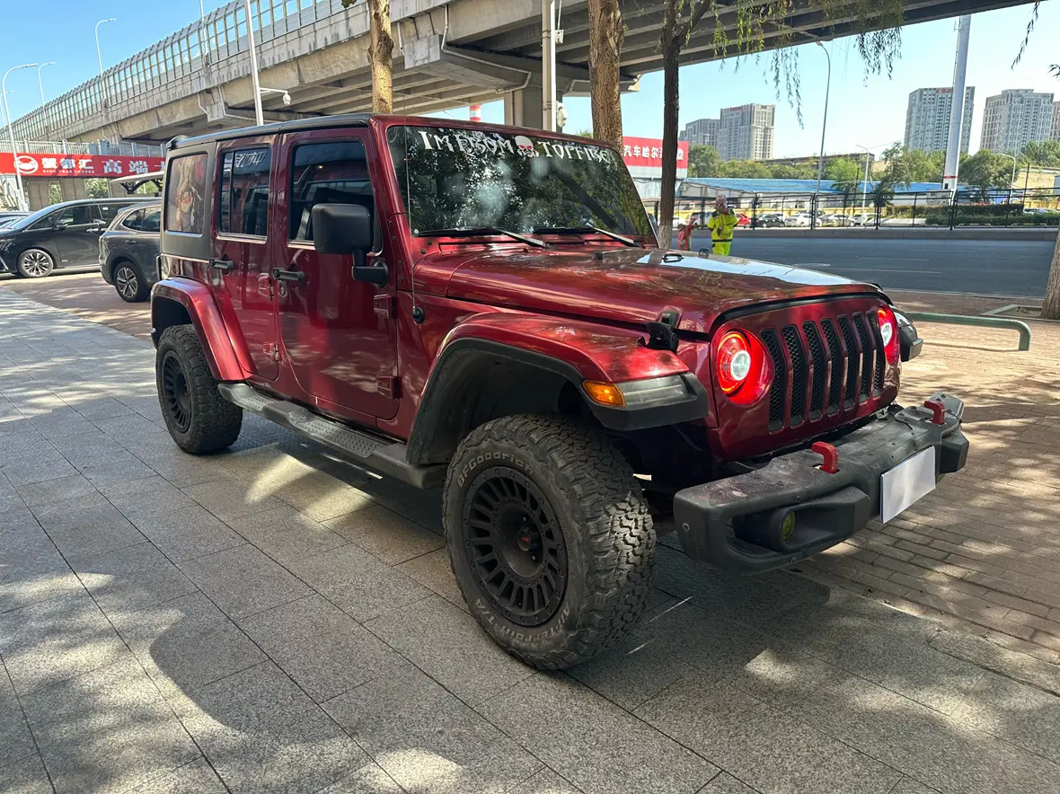 Jeep Wrangler  из Китая