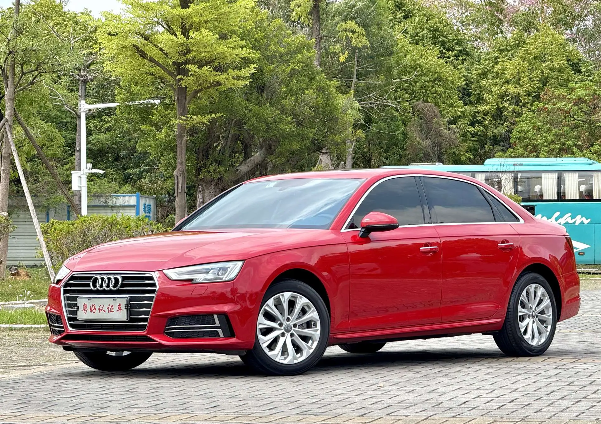 Audi A4L  из Китая