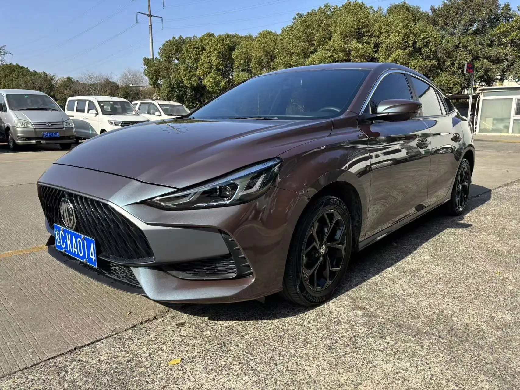 MG 5  из Китая