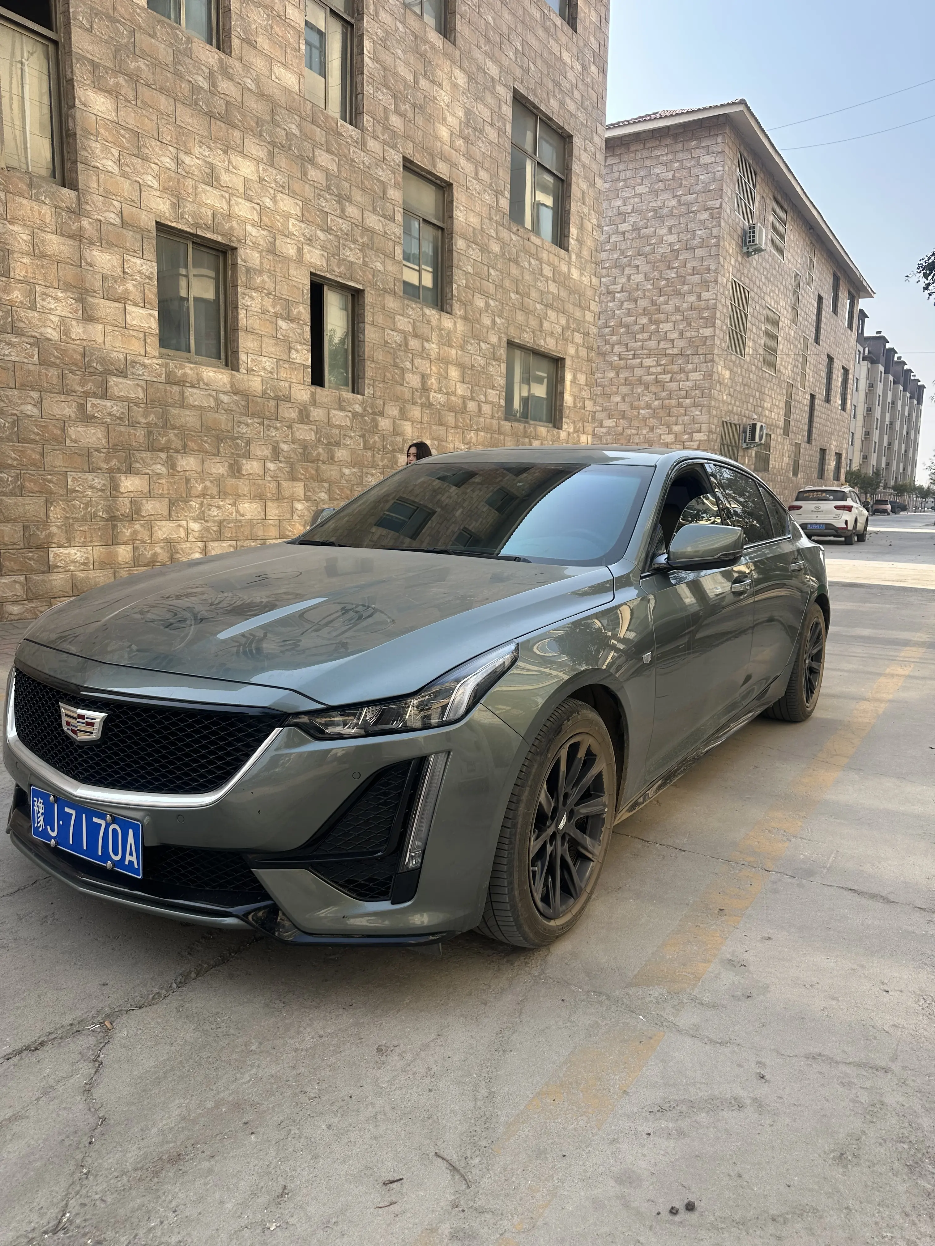 Cadillac CT5  из Китая