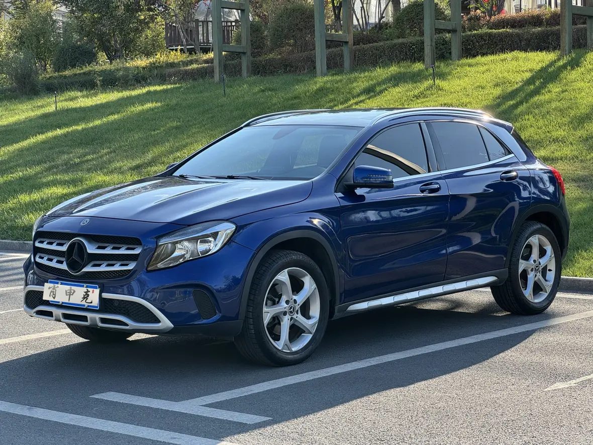 Mercedes-Benz GLA  из Китая