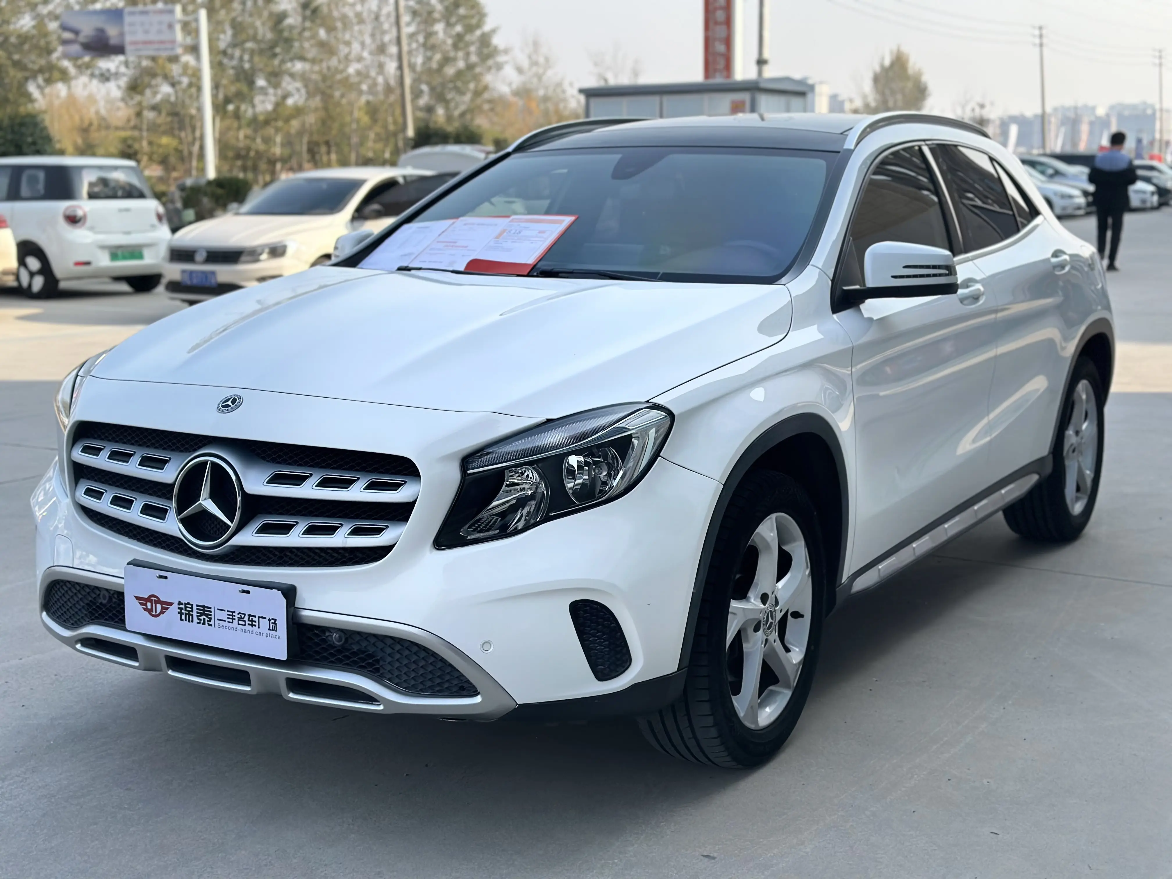 Mercedes-Benz GLA  из Китая