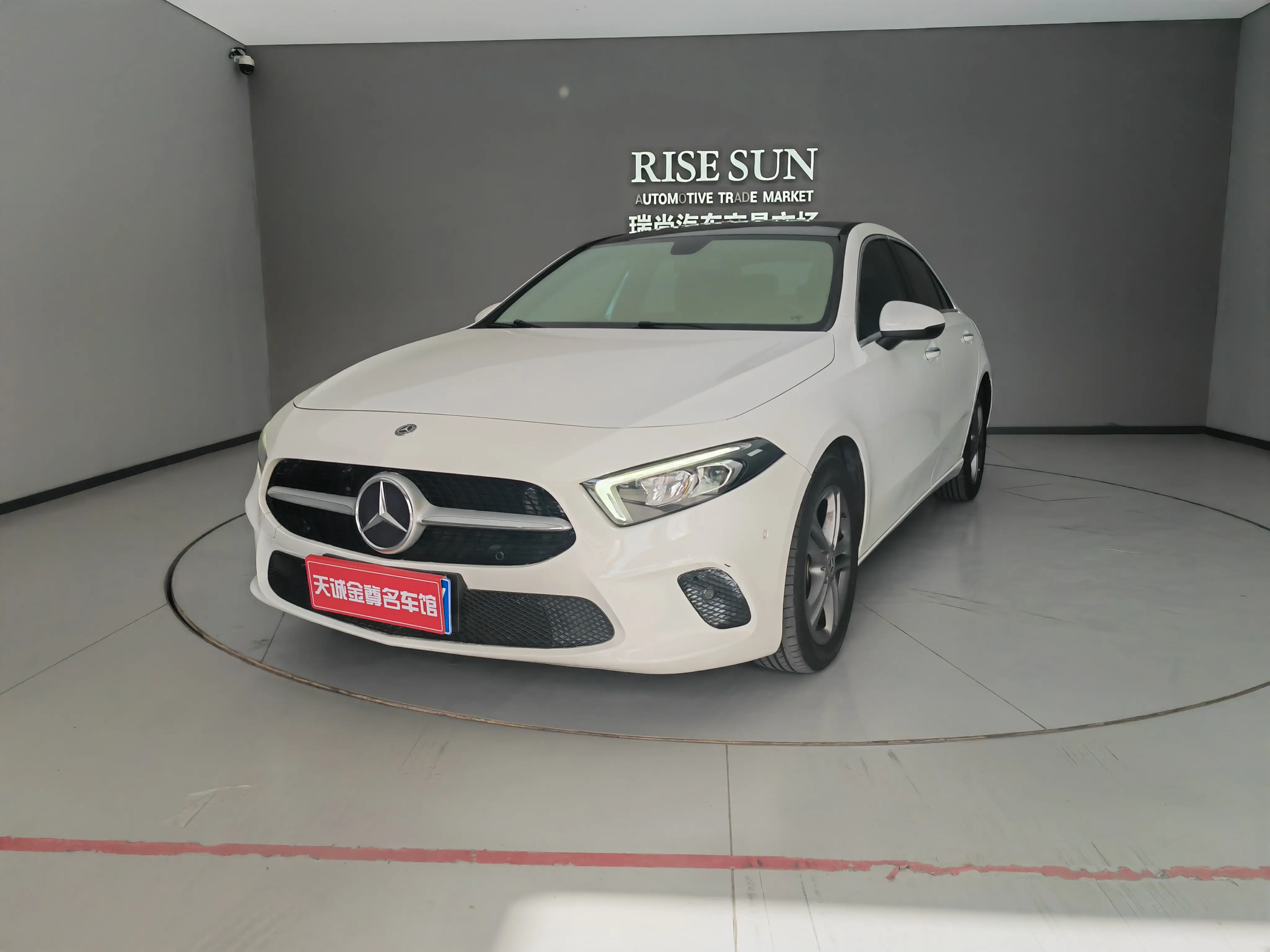 Mercedes-Benz Mercedes Benz A Class  из Китая