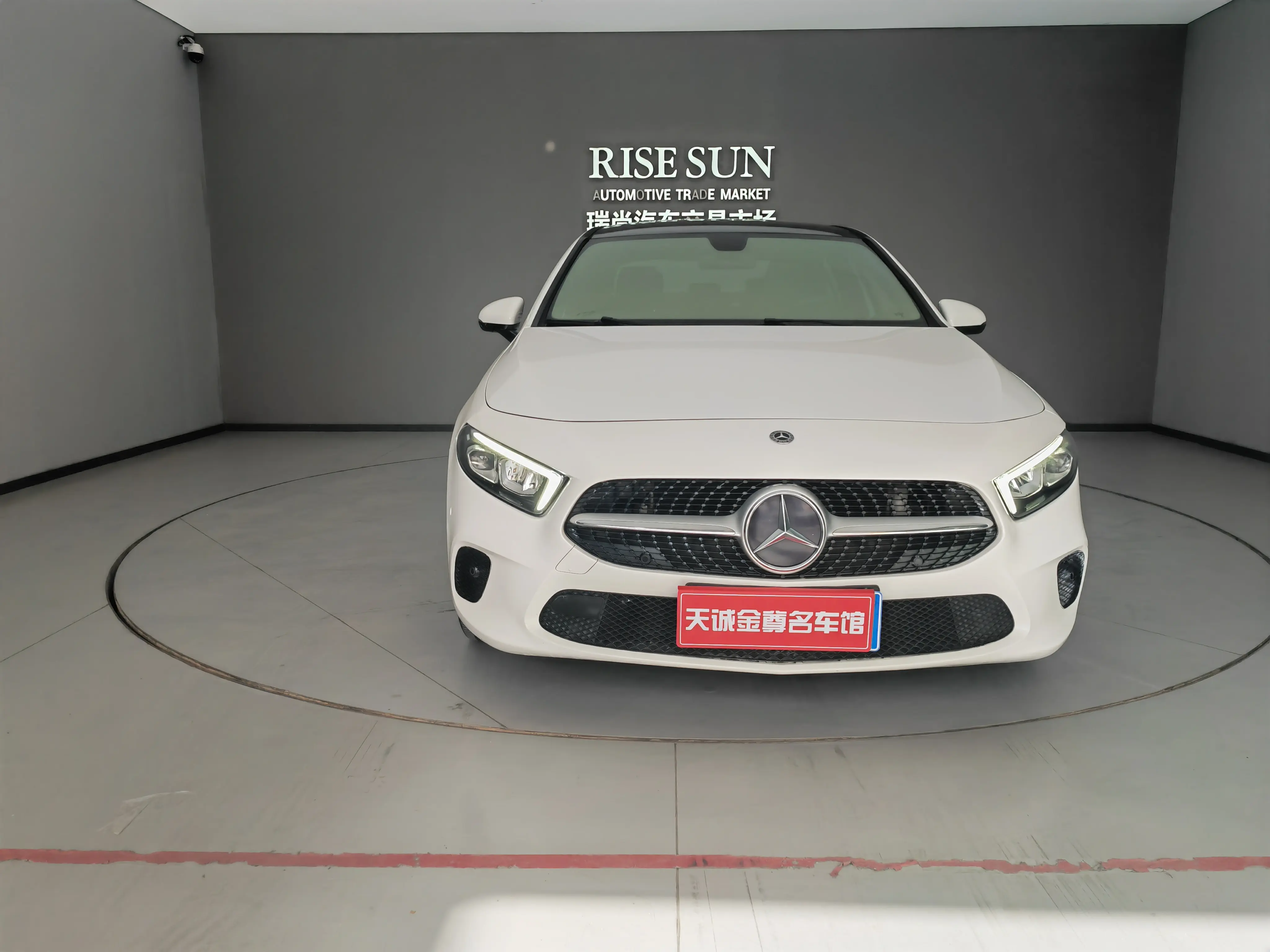 Mercedes-Benz Mercedes Benz A Class  из Китая