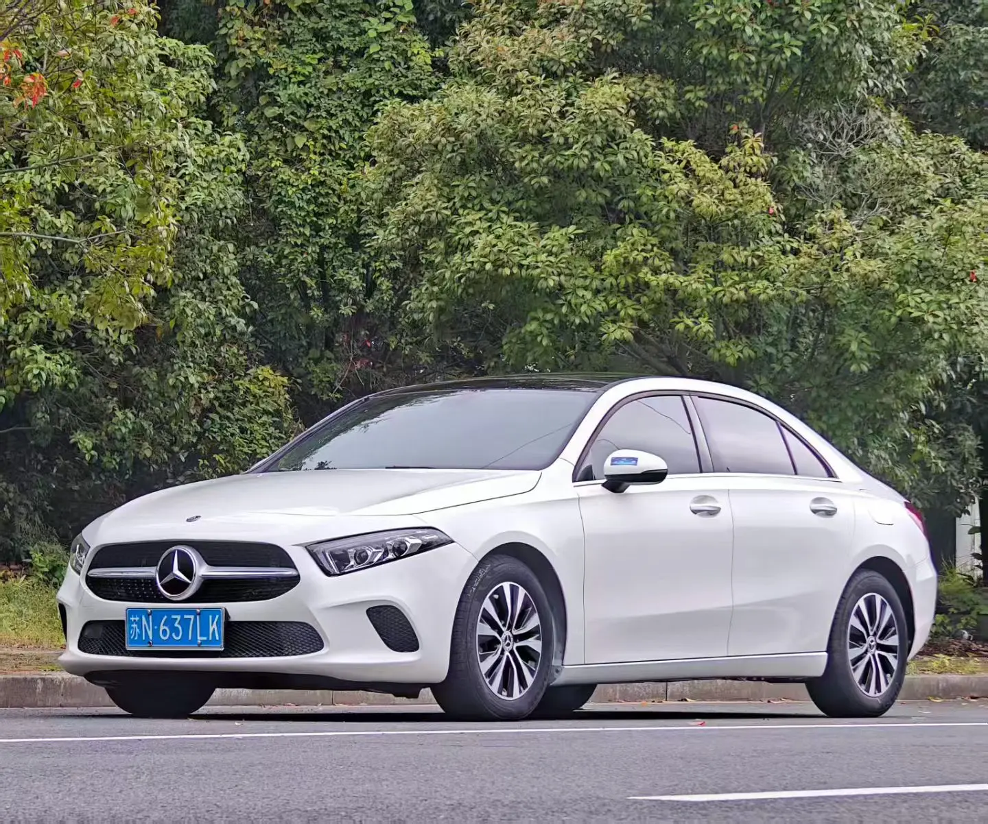 Mercedes-Benz Mercedes Benz A Class  из Китая