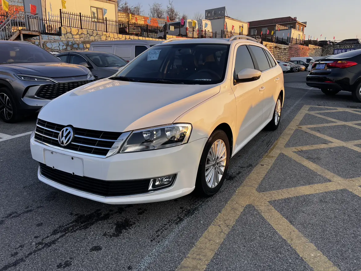 Volkswagen Langxing  из Китая