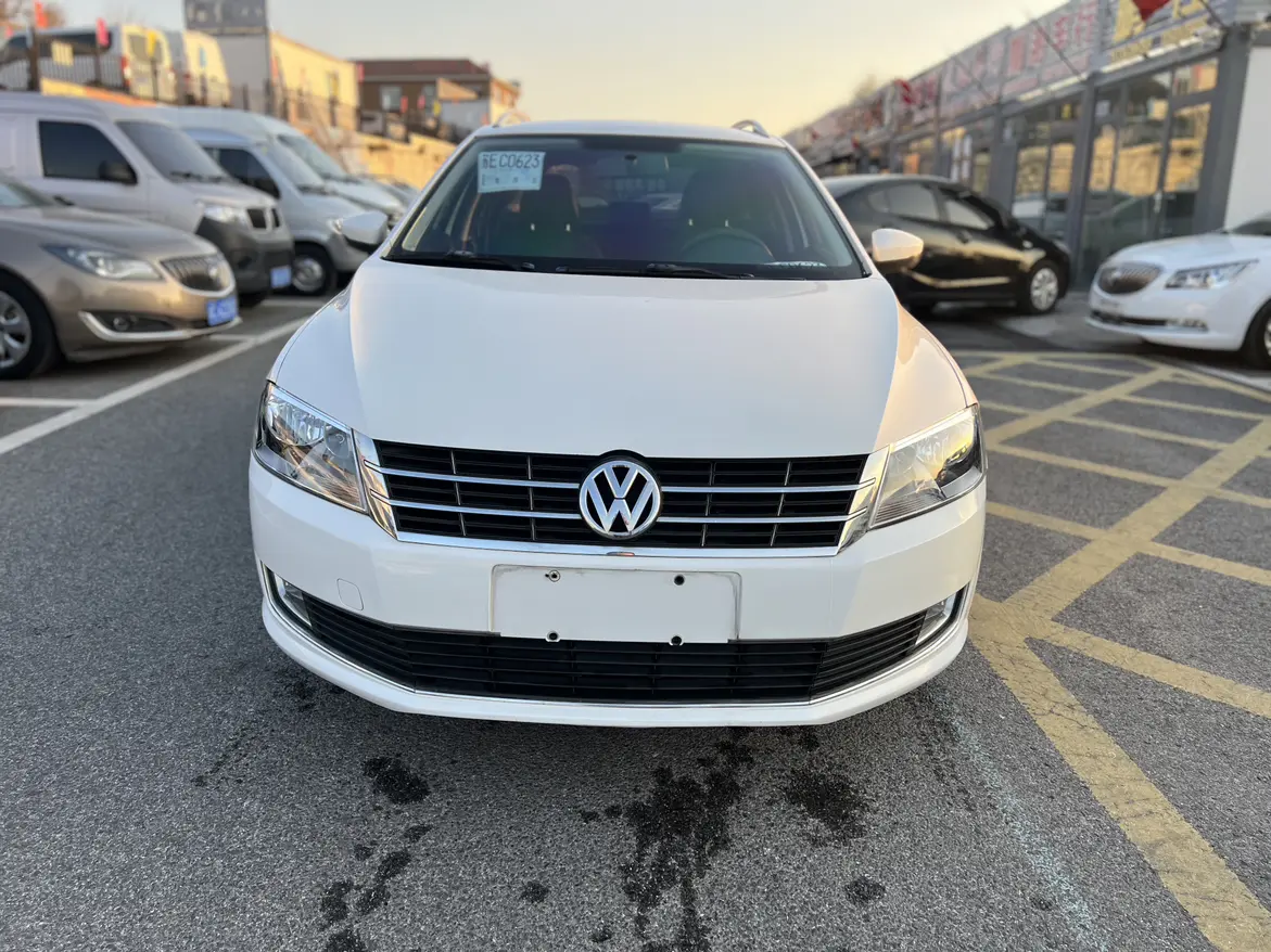 Volkswagen Langxing  из Китая