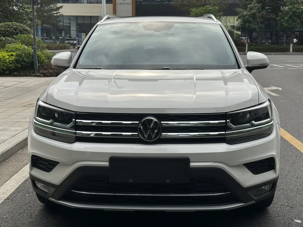 Volkswagen Tharu  из Китая