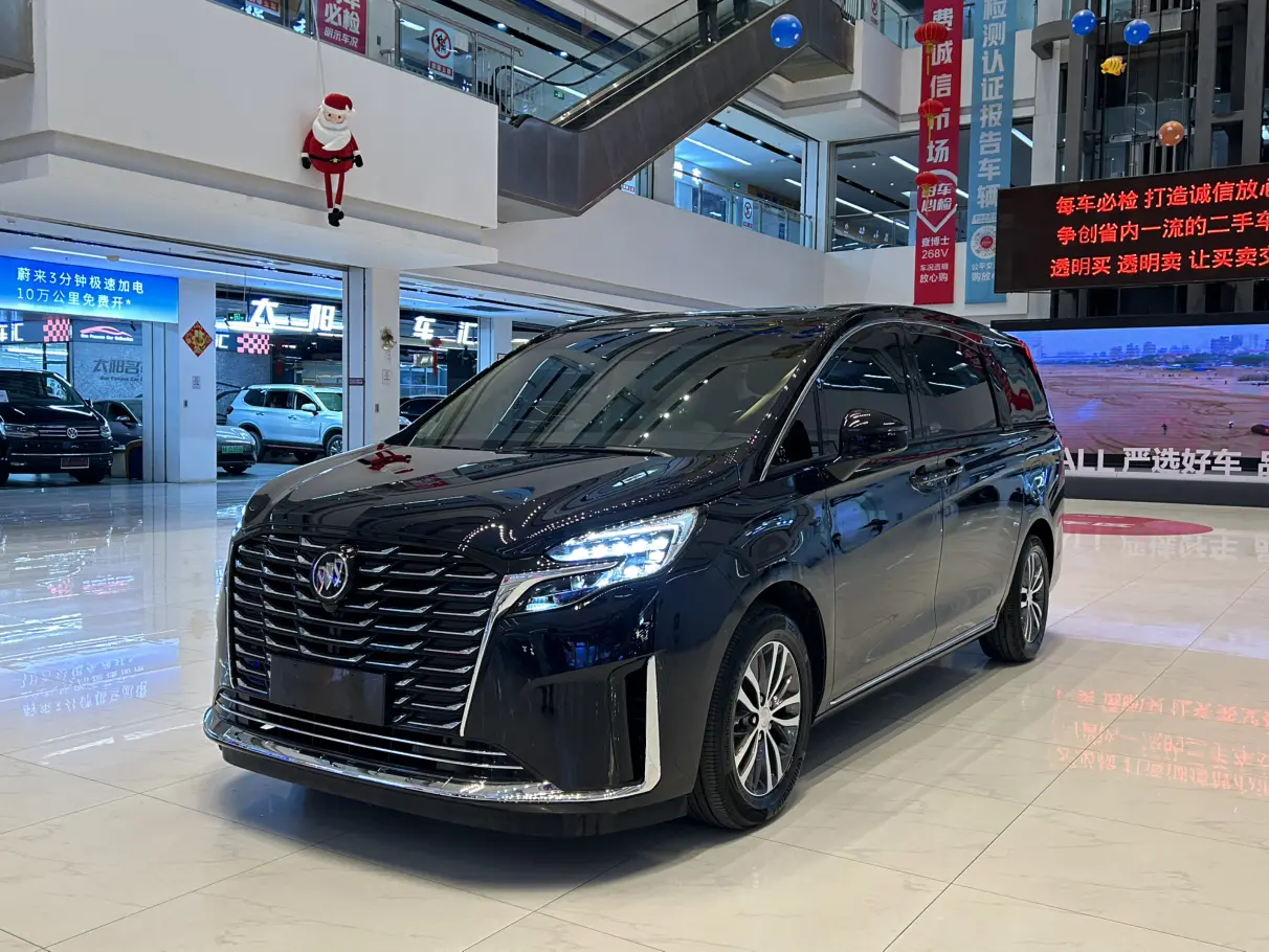 Buick GL8  из Китая