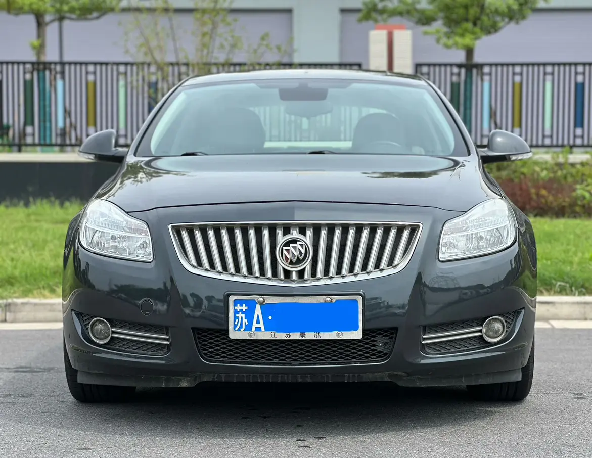 Buick Majesty  из Китая