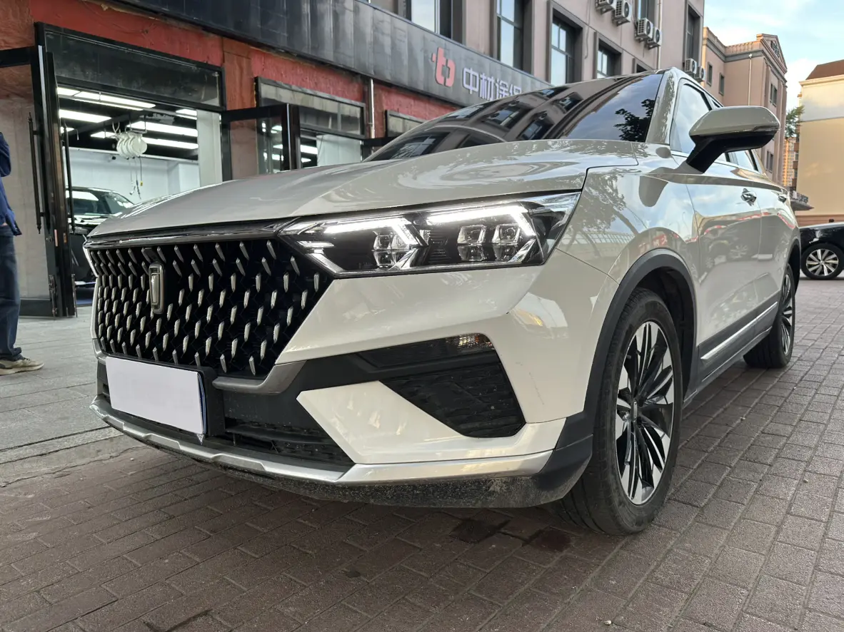 FAW Bestune T77 (Besturn T77)  из Китая