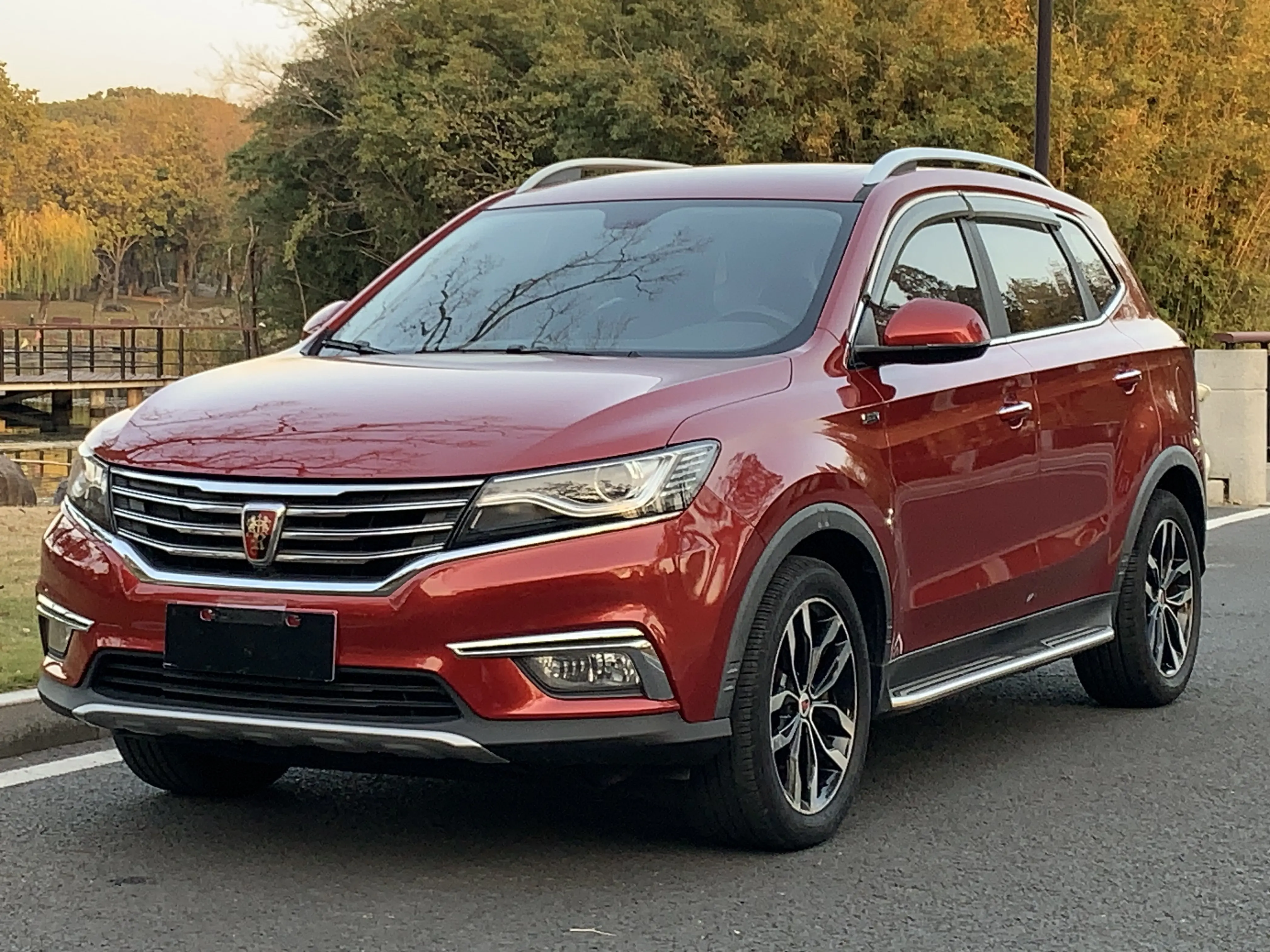 Roewe RX5  из Китая