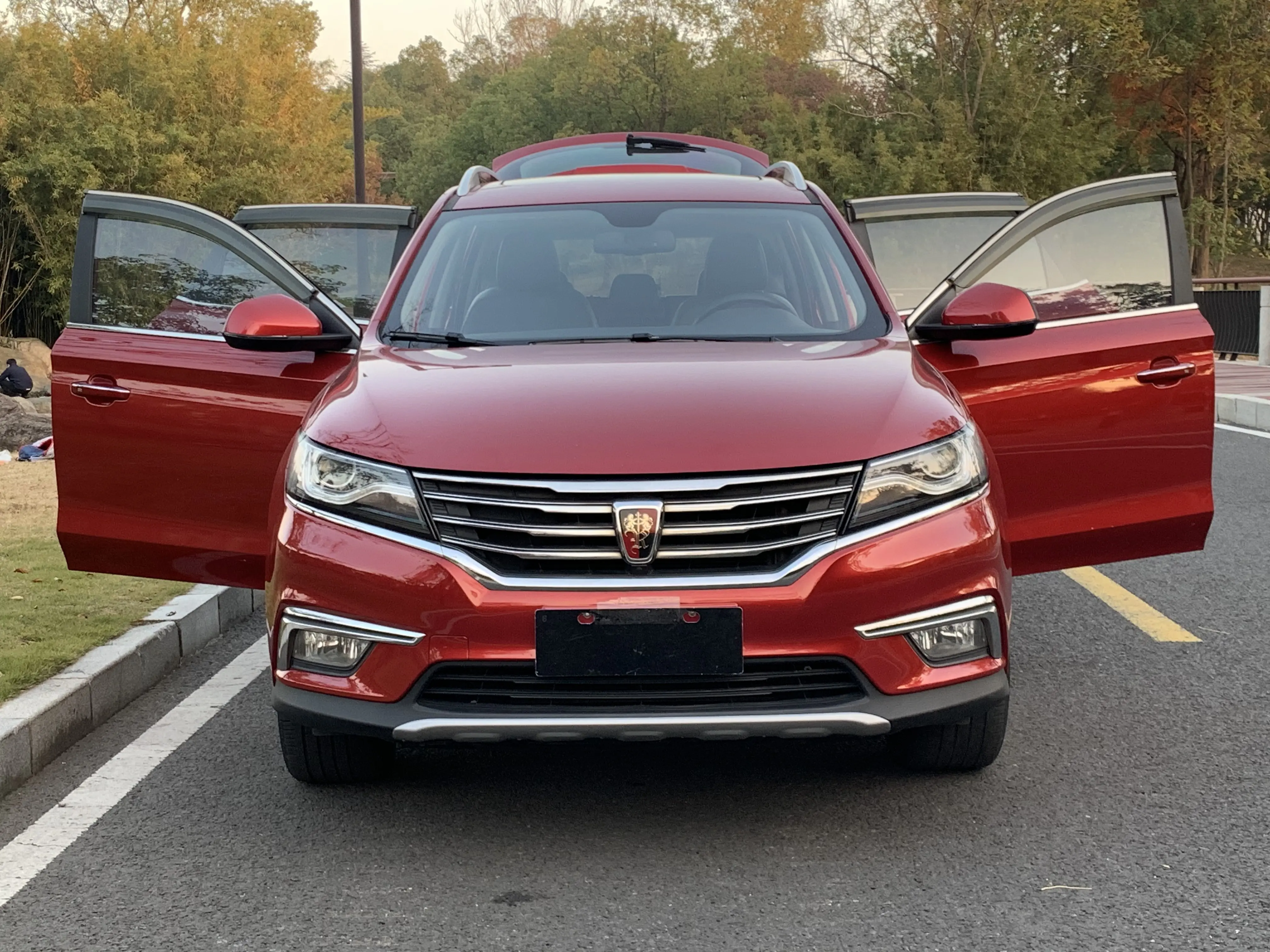 Roewe RX5  из Китая