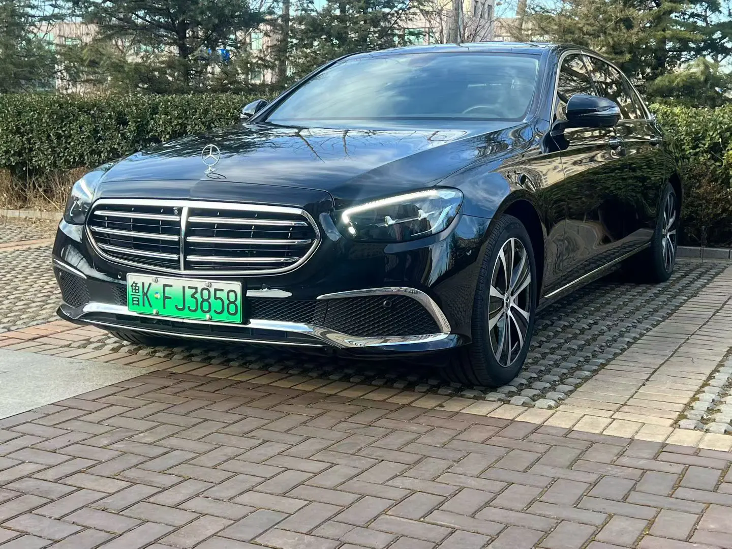 Mercedes-Benz E-Class PHEV  из Китая