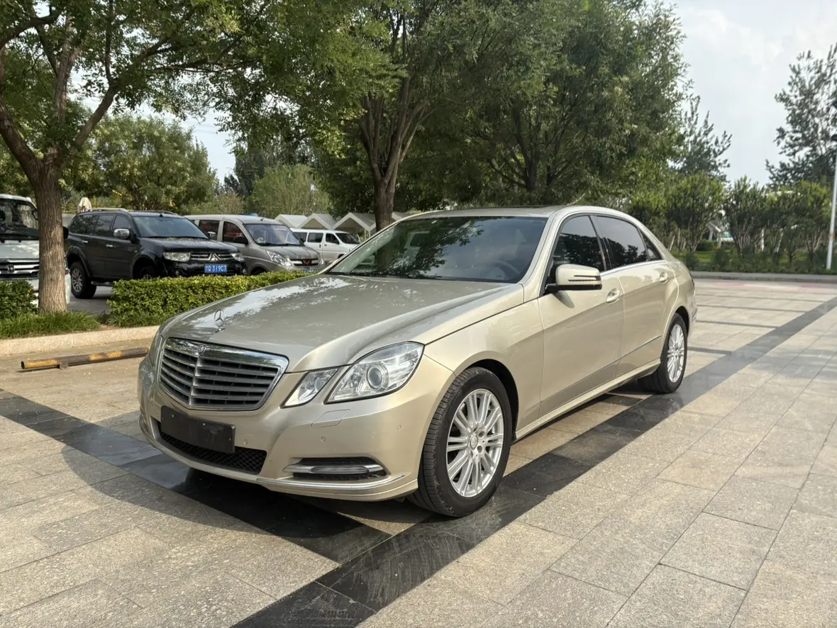 Mercedes-Benz E-Class  из Китая