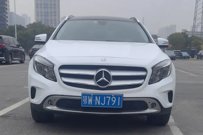 Mercedes-Benz GLA  из Китая